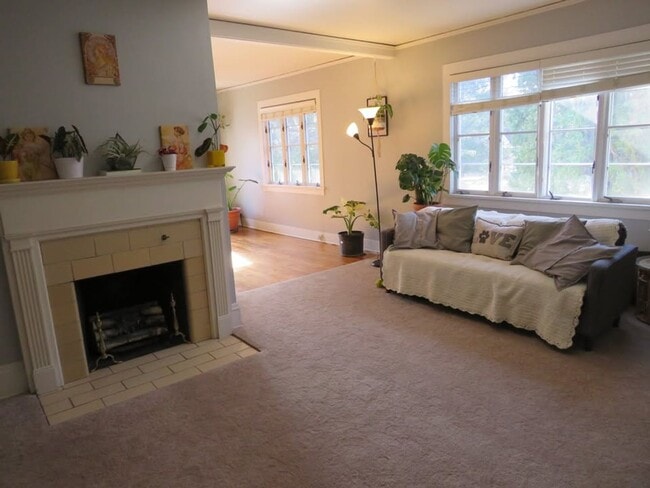 1421 State St in Eau Claire, WI - Building Photo - Building Photo