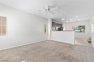 6315 Yampa River Way in Las Vegas, NV - Building Photo - Building Photo