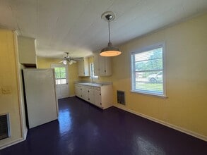 1116 Mimosa Dr in Oxford, MS - Building Photo - Building Photo