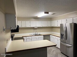 5628 Moorstone Dr in Baton Rouge, LA - Building Photo - Building Photo