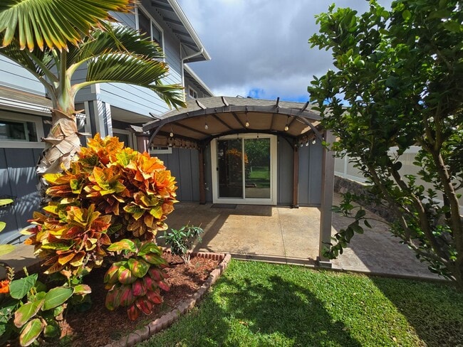 property at 151 Mo'olu Cir