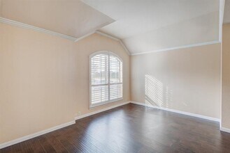 7220 Cloverleaf Dr in Plano, TX - Building Photo - Building Photo