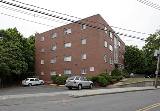 309 Washington Ave in Chelsea, MA - Building Photo - Building Photo