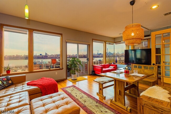 property at 152 Pine St