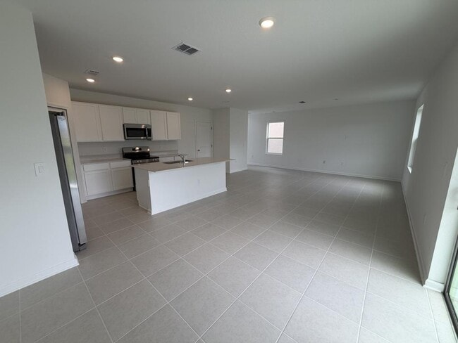 2482 Hallow Gdn Rd in Eustis, FL - Building Photo - Building Photo