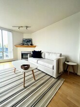 1979 Yew St, Unit SI ID1255891P in Vancouver, BC - Building Photo - Building Photo