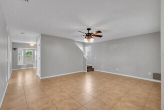 4729 White Bay Cir in Wesley Chapel, FL - Building Photo - Building Photo