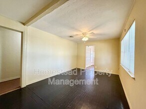 4208 NW 21st St in Oklahoma City, OK - Building Photo - Building Photo