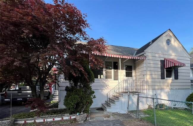 property at 1245 Jackson St