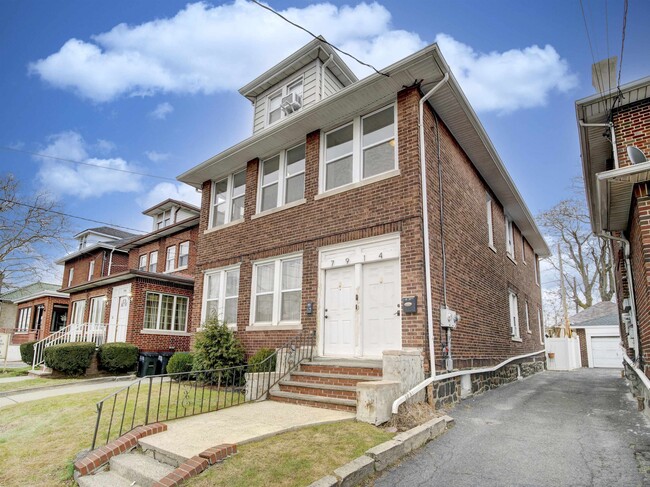 7914 John F. Kennedy Blvd in North Bergen, NJ - Building Photo - Building Photo