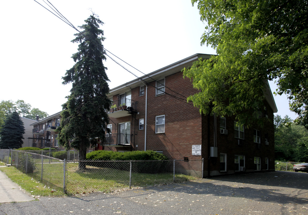 439-443 Market St in Perth Amboy, NJ - Building Photo