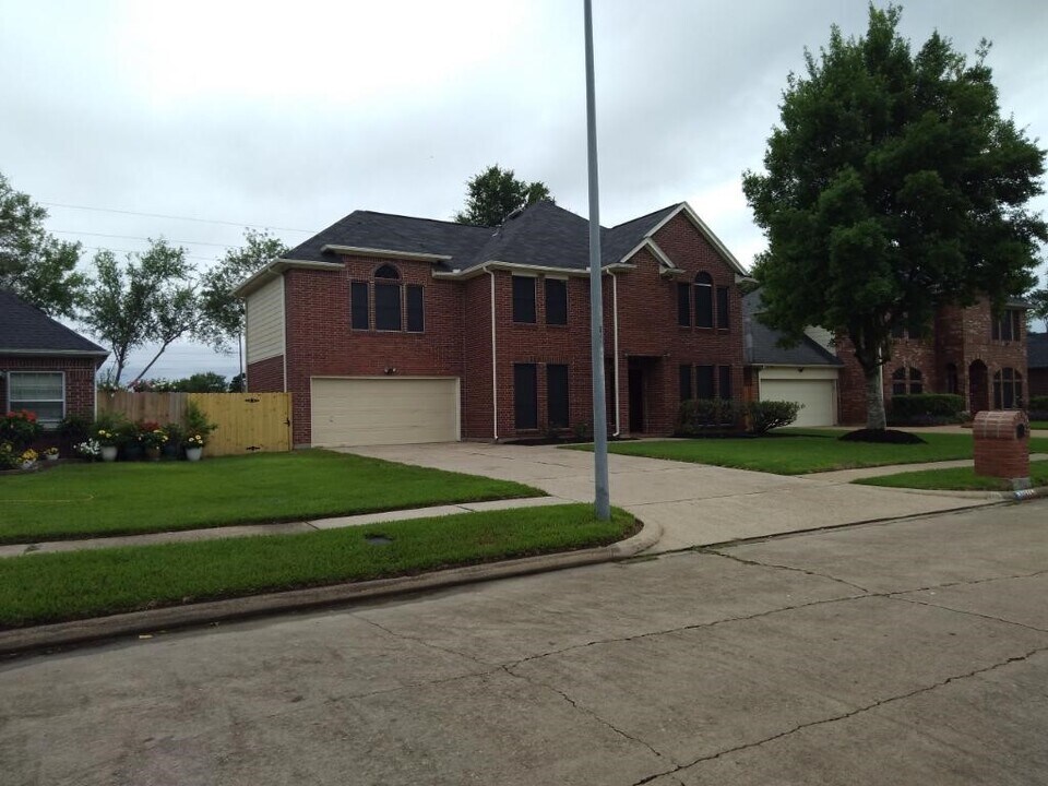 13723 Sable Ln in Houston, TX - Building Photo