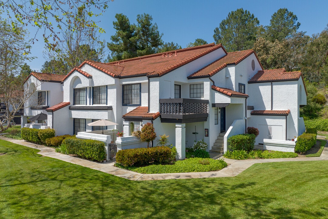 The Resort at Encinitas Luxury Apartment Homes in Encinitas, CA - Foto de edificio