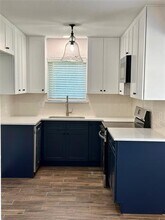 120 Lakeway Dr in Benbrook, TX - Building Photo - Building Photo