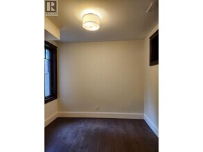 W13 Avenue in Vancouver, BC - Building Photo - Building Photo