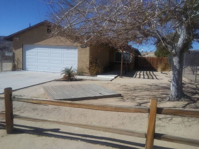 6444 Mojave Ave in Twentynine Palms, CA - Building Photo - Building Photo