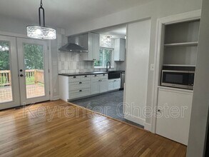 301 Mansion Dr in Hopewell, VA - Foto de edificio - Building Photo