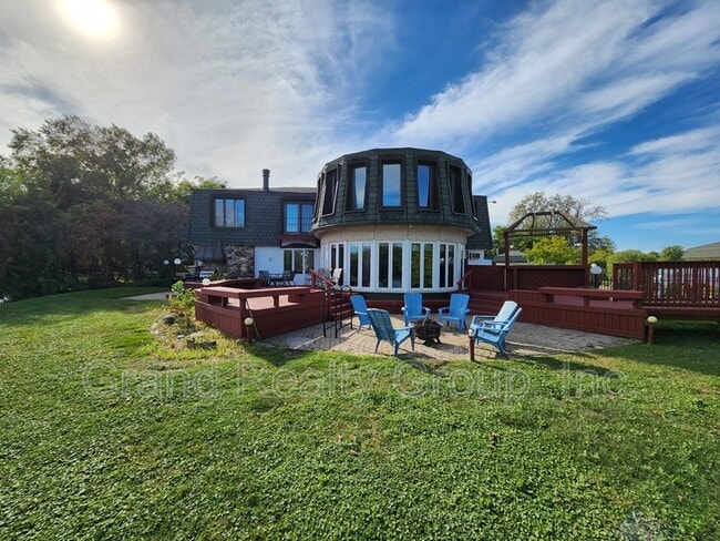 501 Kingston Blvd in McHenry, IL - Building Photo - Building Photo