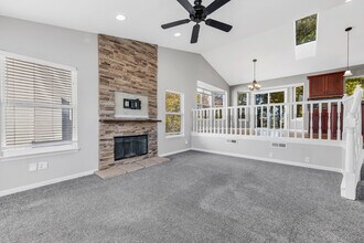 105 Glenbarr Ct in Valley Park, MO - Building Photo - Building Photo