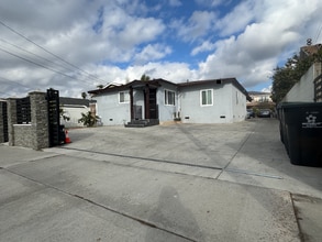 0 W 4th St in Santa Ana, CA - Building Photo - Building Photo