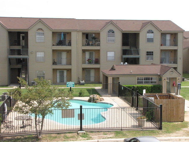 Monterrey Park Apartments