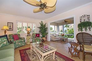 1930 Gulf Shore Blvd N-Unit -A301 in Naples, FL - Building Photo - Building Photo