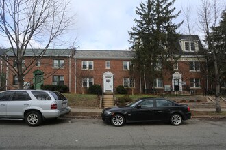 1814 C St Se in Washington, DC - Building Photo - Building Photo