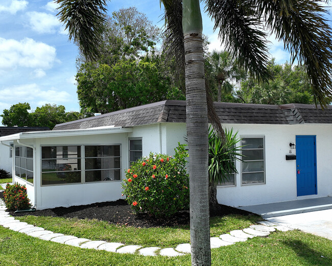 property at 16 Tangerine Ct