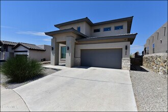205 Anglesy Pl in El Paso, TX - Building Photo - Building Photo