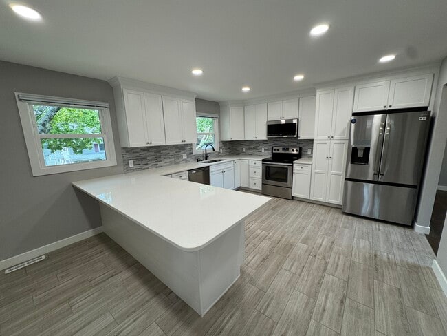 property at 8 N High St
