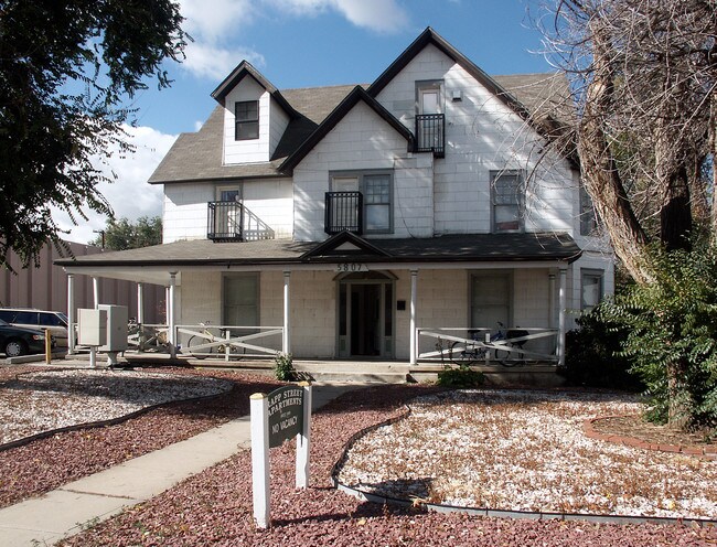 Rapp Street in Littleton, CO - Foto de edificio - Building Photo