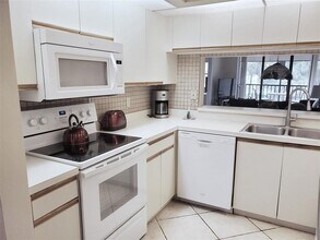4610 47th Ave W in Bradenton, FL - Building Photo - Building Photo