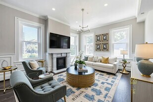 85 Regent St in Boston, MA - Building Photo