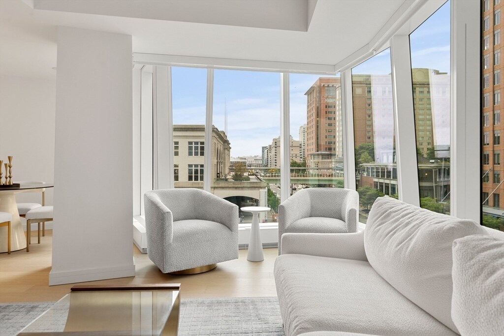 150 Seaport Blvd in Boston, MA - Building Photo