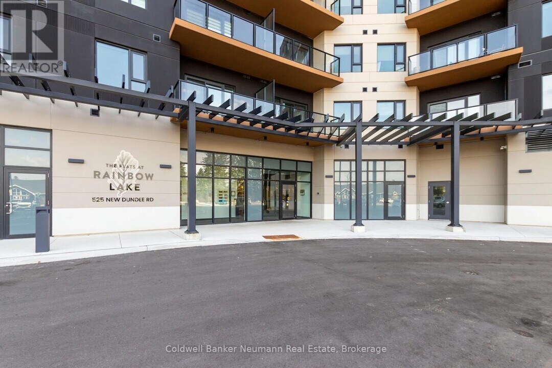 525 New Dundee Rd in Kitchener, ON - Building Photo