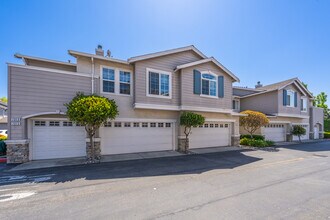 California Highlands in Dublin, CA - Building Photo - Building Photo