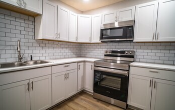 3825 Crane Dr NE in Huntsville, AL - Building Photo - Building Photo