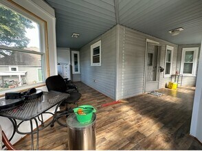 130 Taylor St in Quincy, MA - Building Photo - Building Photo