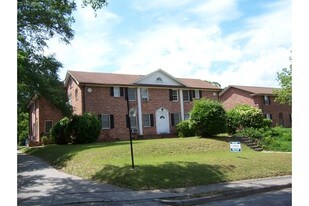 1421 Shirley St Apartments