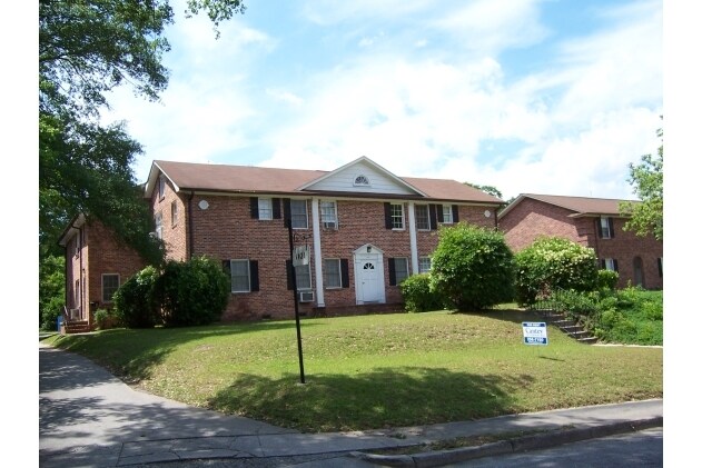 1421 Shirley St in Columbia, SC - Building Photo