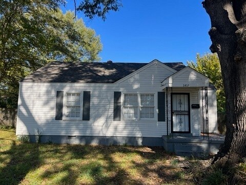 property at 3452 Dunn Ave