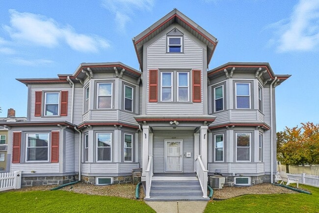 property at 659 Moody St