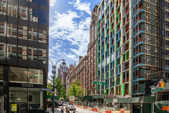 Hatfield House in New York, NY - Building Photo - Building Photo