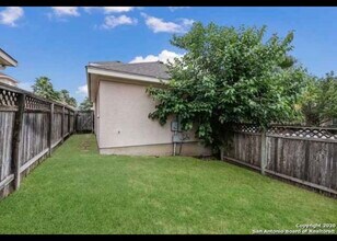 6717 Biscay Bay in San Antonio, TX - Building Photo - Building Photo