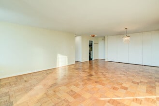 490 M St SW, Unit W800 in Washington, DC - Foto de edificio - Building Photo