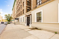 312 Manhattan Ave in New York, NY - Building Photo - Building Photo