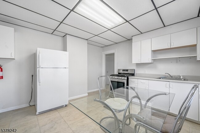 500 Franklin Ave in Belleville, NJ - Building Photo - Building Photo