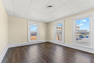 211 Otter Ave in Oshkosh, WI - Building Photo - Building Photo