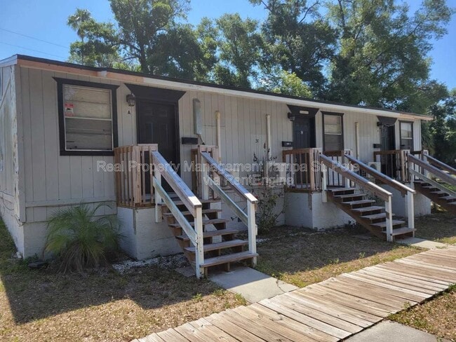 property at 402 W Amelia Ave