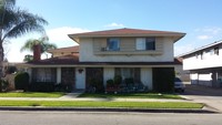 1931 E Coral Ave in Orange, CA - Foto de edificio - Building Photo